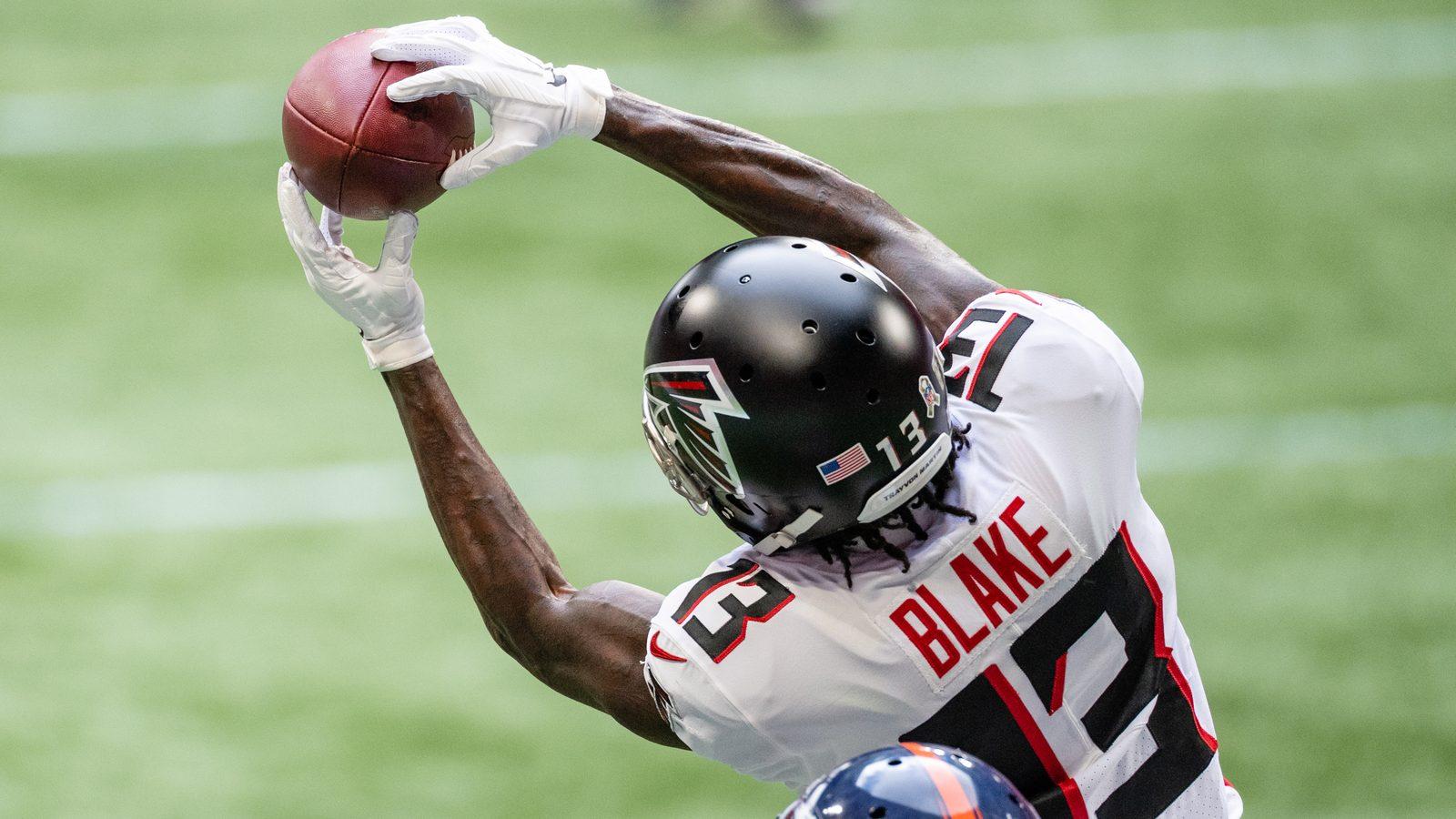 Christian Blake making a one-handed catch during an NFL game
